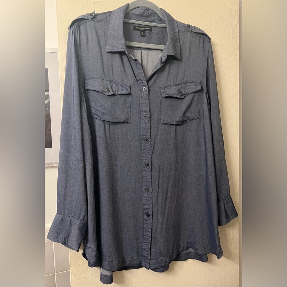 Banana Republic Parker Lightweight Shirt